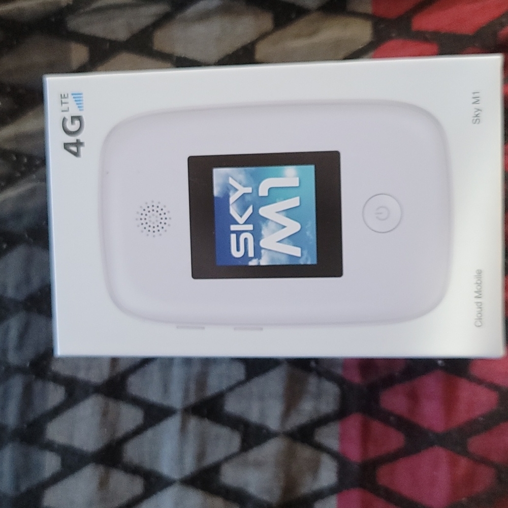Sky M1 Hotspot & phone
